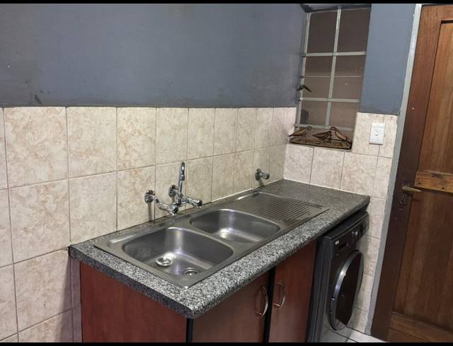 2 BEDROOM TOWNHOUSE FOR SALE IN ELSPARK